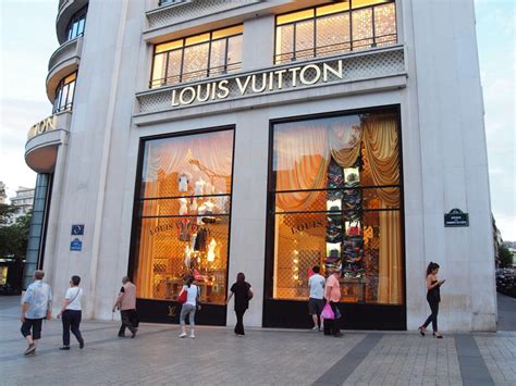 louis vuitton centre ville montreal quebec|shop louis vuitton outlet.